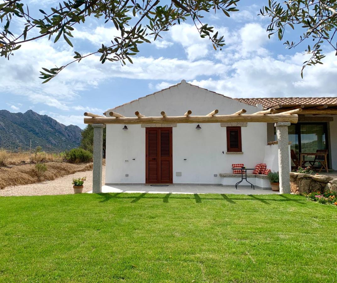 Macciuneddu Country Retreat Golfo Aranci Exterior photo